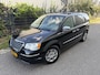 Chrysler Town & Country 4.0 V6 / AUTOMAAT / STOW n GO / 7 PERSOONS / LEER / DVD / CRUISE