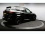 BMW X5 xDrive45e High Executive M-Sport / Massage / Pano / Harman-Kardon / Laser / Head-Up / Adap. cruise / Keyless / 22'' LM velgen / Black on Black