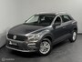 Volkswagen T-Roc 1.0 TSI Style | AD. CRUISE | APPCNNCT | PDC