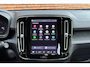 Volvo XC40 Recharge Core 70 kWh | Parkeercamera | All-Season Banden | Apple Carplay | Cruise Control | Google Maps | Parkeersensoren | 19'' Lichtmetalen Velgen | Climate Control | LED Koplampen