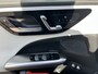 Mercedes-Benz C-klasse 300 e AMG Line,schuif/kanteldak,leder bekleding Origineel Ned. geleverde auto