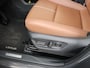 Lexus LBX Relax + Advanced Pack | Dealer onderhouden | Mark levinson | 360 camera | Parkeersensoren voor+achter met assistent | Full LED Adaptive | Memory Seat | Stoel+stuurverwarming | Bruin Leder | Blind Spot Monitor | El