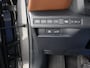 Lexus LBX Relax + Advanced Pack | Dealer onderhouden | Mark levinson | 360 camera | Parkeersensoren voor+achter met assistent | Full LED Adaptive | Memory Seat | Stoel+stuurverwarming | Bruin Leder | Blind Spot Monitor | El
