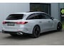 Mercedes-Benz E-klasse Estate 300 e Exclusive Line / Pano / Camera / Burmester