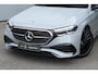 Mercedes-Benz E-klasse Estate 300 e Exclusive Line / Pano / Camera / Burmester