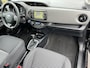 Toyota Yaris 1.5 Hybrid Dynamic | Navigatie | Licht metalen velgen | Keyless entry | 1e eigenaar | Dealeronderhouden |