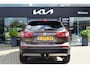 Nissan Qashqai 1.2 N-Connecta | Trekhaak | Stoelverwarming | 360° Camera | Navigatie | Cruise- & Climate Control |