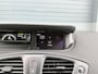 Renault Scenic 1.2 -130pk TCe Limited | Trekhaak | Nieuwe Ketting! | Cruise | PDC | Nette Auto | Rijklaar |