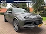 Porsche Cayenne 3.0 E-Hybrid Aut. | Panorama | Sport Chrono | BOSE | Luchtvering | Stuurwielverwarming | Lederen Dash | NL. Auto |