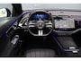 Mercedes-Benz E-klasse 300 e AMG Line | Hyperscreen | Distronic+ | Massage | Zonnerollo's | Trekhaak | Soft-Close | Vlakkenverwarming | Stoelventilatie | HUD | Digital Light | Surround Camera |