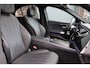 Mercedes-Benz E-klasse 300 e AMG Line | Hyperscreen | Distronic+ | Massage | Zonnerollo's | Trekhaak | Soft-Close | Vlakkenverwarming | Stoelventilatie | HUD | Digital Light | Surround Camera |