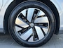 Volkswagen ID. Buzz Pro 77kWh / WLTP 415 km / SOH 99% / Apple Carplay Android Auto / Navigatie / PDC Voor en Achter /