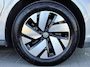 Volkswagen ID. Buzz Pro 77kWh / WLTP 415 km / SOH 99% / Apple Carplay Android Auto / Navigatie / PDC Voor en Achter /