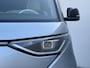 Volkswagen ID. Buzz Pro 77kWh / WLTP 415 km / SOH 99% / Apple Carplay Android Auto / Navigatie / PDC Voor en Achter /