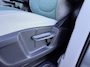 Volkswagen ID. Buzz Pro 77kWh / WLTP 415 km / SOH 99% / Apple Carplay Android Auto / Navigatie / PDC Voor en Achter /
