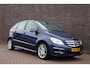 Mercedes-Benz B-klasse 180 BlueEFFICIENCY, keurige auto met ijskoude airco en schuifdak