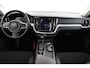 Volvo V60 2.0 T4 Momentum Pro | Trekhaak | Volledig Ond. | Org NL | CarPlay | Camera | Navigatie | Stoelverwarming |