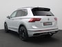 Volkswagen Tiguan 1.4 TSI eHybrid R-Line Business 245PK DSG Panoramadak, Trekhaak, Black Style, 20" LM velgen, Matrix LED-Verlichting, Keyless, 17" Winterset