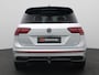 Volkswagen Tiguan 1.4 TSI eHybrid R-Line Business 245PK DSG Panoramadak, Trekhaak, Black Style, 20" LM velgen, Matrix LED-Verlichting, Keyless, 17" Winterset