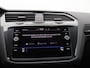 Volkswagen Tiguan 1.4 TSI eHybrid Elegance 245 PK DSG Trekhaak, Matrix LED-Verlichting, Side Assist, Parkeersensoren voor en Achter, Elektrische Achterklep, 18" LM Velgen, Keyless, Dynamic Chassis
