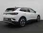 Volkswagen ID.4 Pro 77 kWh 204PK Aut. SOH 97%, Panoramadak, Trekhaak, Matrix LED-Verlichting, Keyless, Stoel-Stuurverwarming, Parkeersensoren voor en Achter, 19" LM Velgen