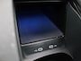 Volkswagen ID.4 Pro 77 kWh 204PK Aut. SOH 97%, Panoramadak, Trekhaak, Matrix LED-Verlichting, Keyless, Stoel-Stuurverwarming, Parkeersensoren voor en Achter, 19" LM Velgen