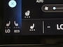 Volkswagen ID.4 Pro 77 kWh 204PK Aut. SOH 97%, Panoramadak, Trekhaak, Matrix LED-Verlichting, Keyless, Stoel-Stuurverwarming, Parkeersensoren voor en Achter, 19" LM Velgen