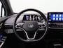 Volkswagen ID.4 Pro 77 kWh 204PK Aut. SOH 97%, Panoramadak, Trekhaak, Matrix LED-Verlichting, Keyless, Stoel-Stuurverwarming, Parkeersensoren voor en Achter, 19" LM Velgen