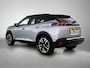Peugeot e-2008 EV 136pk GT Pack 50 kWh Automaat | 1ste Eigenaar | Stoelverwarming | Navigatie | Climate Control | Adaptieve Cruise Control | Camera | 18"LMV | LED | Keyless Entry/Start | Apple Carplay/Android Auto |