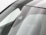 Peugeot e-2008 EV 136pk GT Pack 50 kWh Automaat | 1ste Eigenaar | Stoelverwarming | Navigatie | Climate Control | Adaptieve Cruise Control | Camera | 18"LMV | LED | Keyless Entry/Start | Apple Carplay/Android Auto |