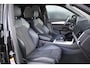 Audi Q5 40 TFSI S edition | Pan.Dak | Elec. Stoelen | Ambienteverl. | SQ5 Velgen | Optiek Zwart | Afgevl. Stuur |