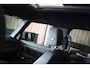 Land Rover Defender 110 2.0 P300e 110 X-Dynamic SE / FACELIFT / Head Up / Memory / Elek Stoelen / Acc / 360 Camera / Open Pano