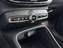 Volvo XC40 Single Motor Core 69 kWh | 19" Allseason | Stoel/Stuurverwarming | Warmtepomp | Google Navigatie | Carplay | Parkeercamera | Parkeerverwarming | LED | Parkeersensoren V+A | Climate Control | Cruise Control
