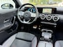 Mercedes-Benz A-klasse 250 e Business Solution AMG | Navi |Panoramadak | Sfeerverlichting Cruise | Clima | Camera | Leder | 18".