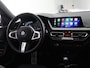 BMW 1-Serie 118i High Executive M-Sport (NL-Auto / Virtual Display / Cruise / Carplay / Sfeerverlichting / Navi)