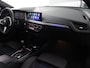 BMW 1-Serie 118i High Executive M-Sport (NL-Auto / Virtual Display / Cruise / Carplay / Sfeerverlichting / Navi)