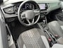 Volkswagen Polo 1.0 TSI DSG R-Line 110pk | Adapt. Cruise | IQ light | 17 inch | Camera | Virtual | Carplay | Rijklaar incl. garantie