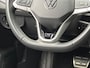 Volkswagen Polo 1.0 TSI DSG R-Line 110pk | Adapt. Cruise | IQ light | 17 inch | Camera | Virtual | Carplay | Rijklaar incl. garantie