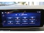 Mercedes-Benz V-klasse 300d / AMG / DC / 4-Matic / Luchtvering / Pano / Elec Stoel / Burmester / Vol Opties / NIEUWSTAAT.