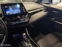 Toyota C-HR / C-HR+ 1.8 Hybrid Bi-Tone LED / STOELVERW. / STUURVERW. / CAMERA / CARPLAY MEDIA /