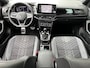 Volkswagen T-Roc 1.5 TSI 150pk DSG R-Line | Black Style | Camera | Keyless | Elek. Achterklep | Dode hoek | Rijklaar incl. 1 jaar Bovag garantie