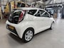 Toyota Aygo 1.0 VVT-i 69pk 5D x-play | Navigatie | Camera | Airco | Bluetooth | NAP | Rijklaar prijs!
