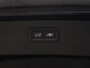Volvo XC90 2.0 T8 Recharge AWD R-Design [SCHUIFKANTELDAK, TREKHAAK, APPLE CARPLAY, ANDROID, BOWERS & WILKINS, STOELVERWARMING, MEMORY, CRUISECONTROL, 360 CAMERA, PDC V+A, MASSAGE STOELEN, STUURVERWARMING, 7 PERSOONS, NIEUWSTAAT]