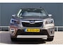 Subaru Forester 2.0i e-BOXER Premium 4WD | Trekhaak | Leer | Panoramadak | Adapt. Cruise | Camera | Sideview | Stoelverwarming voor + achter | Apple Carplay / Android Auto