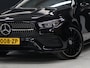 Mercedes-Benz CLA 250 e AMG Line [APPLE CARPLAY, ANDROID, TREKHAAK, STOELVERWARMING, CRUISE CONTROL, PDC V+A, ACHTERUITRIJ CAMERA, AMG STYLING, NAVIGATIE, CLIMATE CONTROL, NIEUWSTAAT]