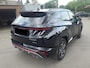 Hyundai Tucson 1.6 T-GDI HEV N Line l  Dealer onderhouden, 1e eigenaar, Elektrische kofferklep, Half alcantara/leder, 19 inch, 1650 trekgewicht!