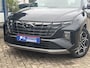 Hyundai Tucson 1.6 T-GDI HEV N Line l  Dealer onderhouden, 1e eigenaar, Elektrische kofferklep, Half alcantara/leder, 19 inch, 1650 trekgewicht!