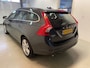 Volvo V60 2.4 D5 Summum 215 PK CLIMA NAVI XENON APK 8-2027