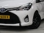 Toyota Yaris 1.5 Hybrid Trend [CRUISE CONTROL, ACHTERUITRIJCAMERA, PDC V+A, NAVIGATIE, CLIMATE CONTROL, LEDERENSTUUR, BLUETOOTH, LED, NIEUWSTAAT]