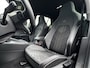 Volkswagen Golf 1.5 eTSI R-Line Business, IQ Lights, ACC Travel assist, Carplay, 19'' Velgen